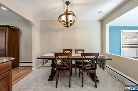 114 Summit Avenue Waldwick NJ 07463