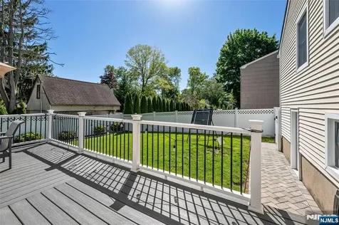 114 Summit Avenue Waldwick NJ 07463