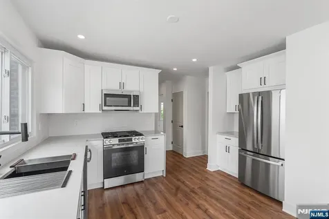 11 Dunkerly Street Totowa NJ 07512