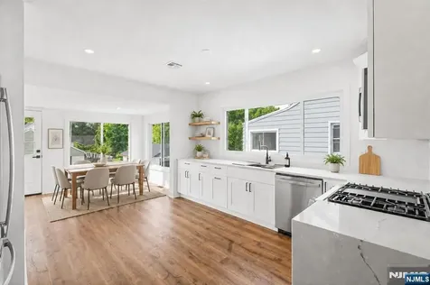 11 Dunkerly Street Totowa NJ 07512