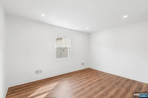 11 Dunkerly Street Totowa NJ 07512