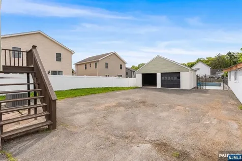 11 Dunkerly Street Totowa NJ 07512