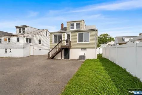 11 Dunkerly Street Totowa NJ 07512