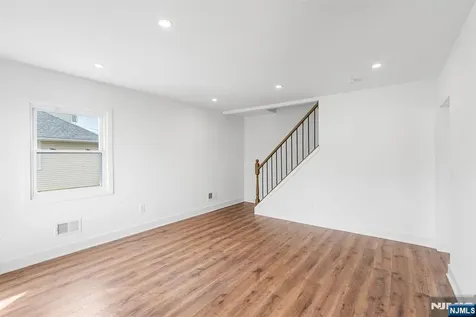11 Dunkerly Street Totowa NJ 07512