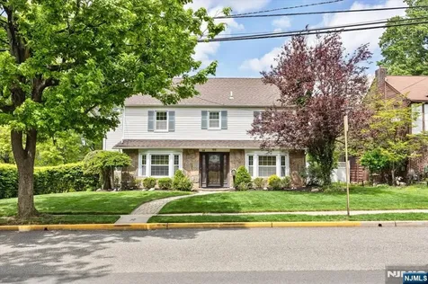 84 Raymond Avenue Rutherford NJ 07070