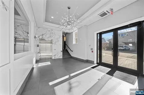 313 Woodland Place Leonia NJ 07605
