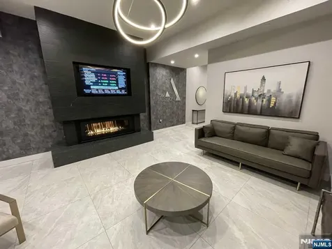 1685 Bergen Boulevard Fort Lee NJ 07024