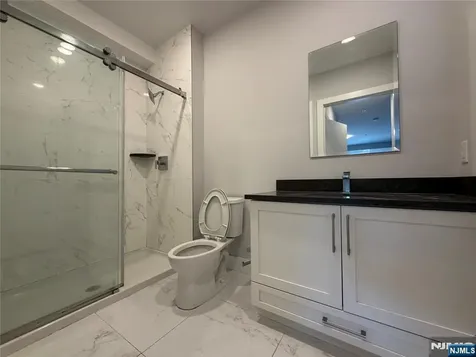 1685 Bergen Boulevard Fort Lee NJ 07024