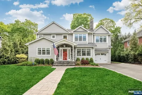159 Hampton Place Ridgewood NJ 07450