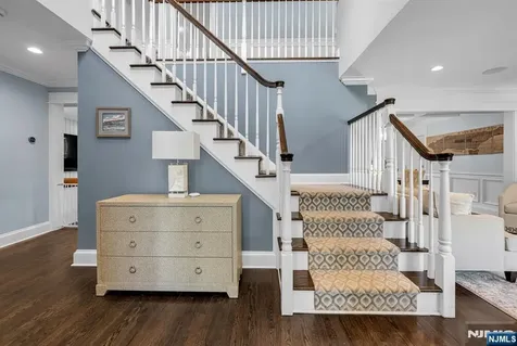 159 Hampton Place Ridgewood NJ 07450
