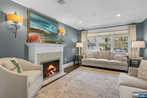 159 Hampton Place Ridgewood NJ 07450