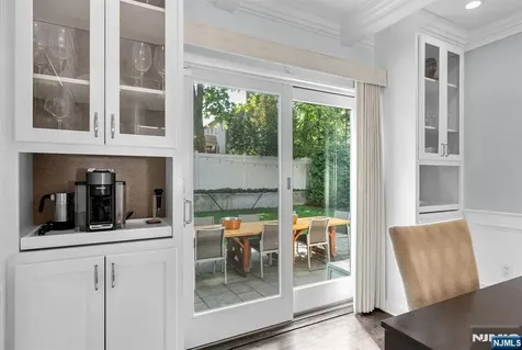 159 Hampton Place Ridgewood NJ 07450