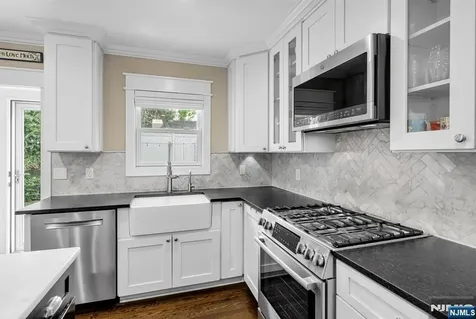 159 Hampton Place Ridgewood NJ 07450