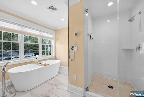 159 Hampton Place Ridgewood NJ 07450