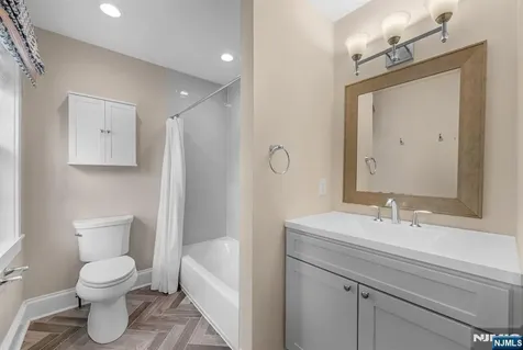 159 Hampton Place Ridgewood NJ 07450