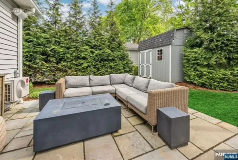 159 Hampton Place Ridgewood NJ 07450