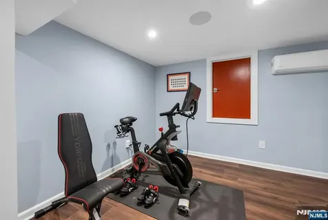 159 Hampton Place Ridgewood NJ 07450
