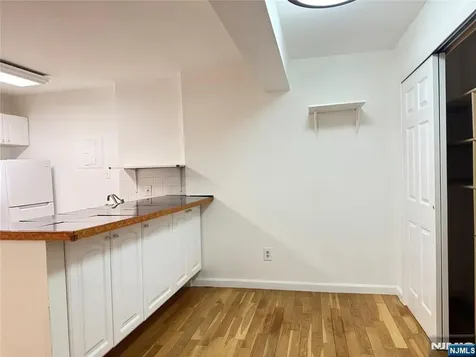333 Grand Avenue Palisades Park NJ 07650