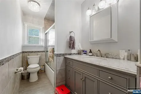 31 Fox Hill Road Fairfield NJ 07004