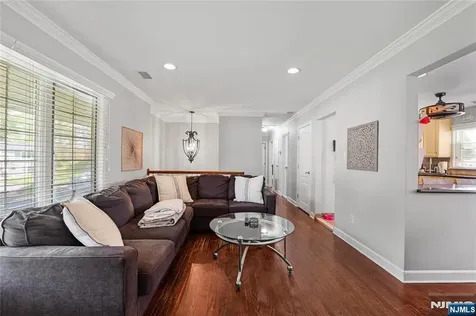 31 Fox Hill Road Fairfield NJ 07004