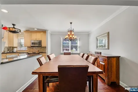 31 Fox Hill Road Fairfield NJ 07004
