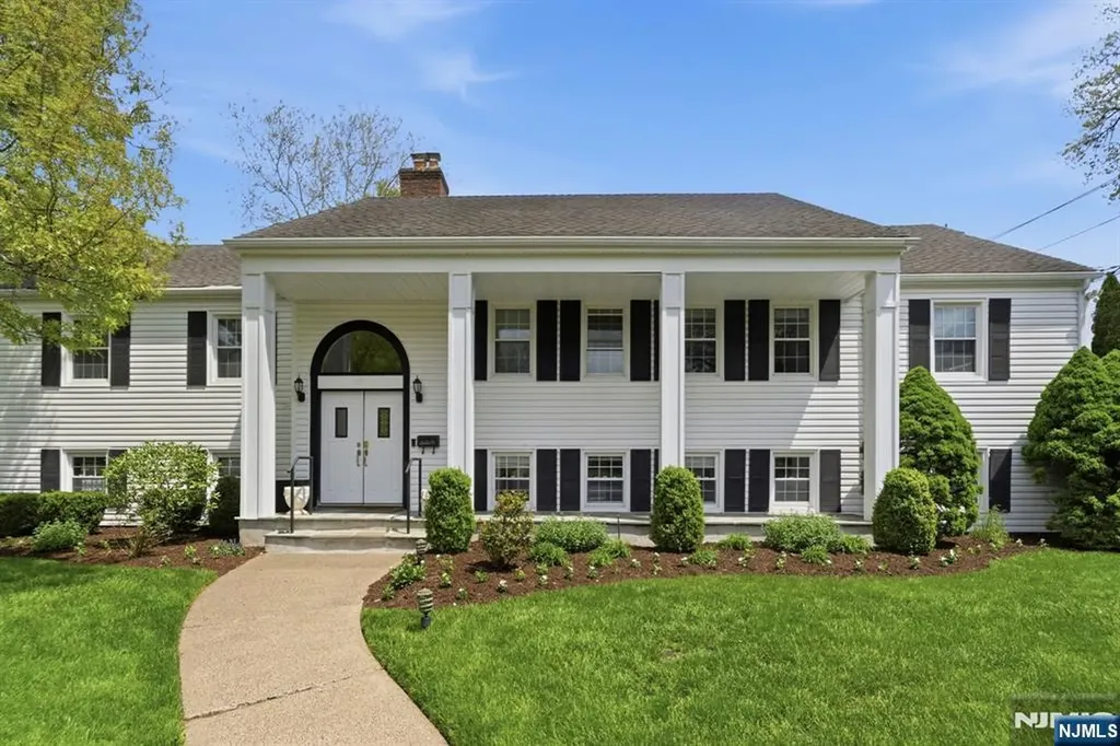 735 Linwood Avenue Ridgewood NJ 07450