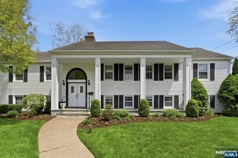 735 Linwood Avenue Ridgewood NJ 07450