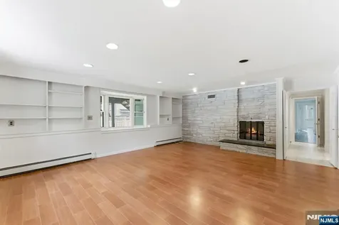 735 Linwood Avenue Ridgewood NJ 07450