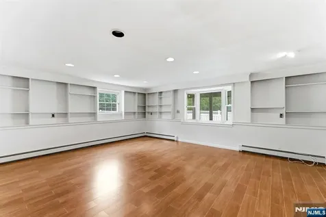 735 Linwood Avenue Ridgewood NJ 07450