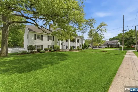 735 Linwood Avenue Ridgewood NJ 07450