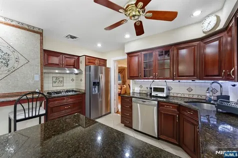 735 Linwood Avenue Ridgewood NJ 07450