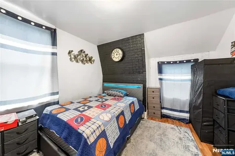 48 39th Street Irvington NJ 07111