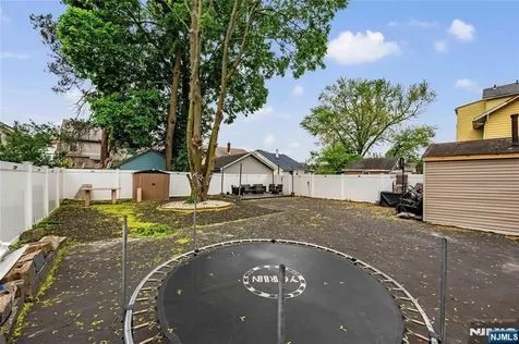 48 39th Street Irvington NJ 07111
