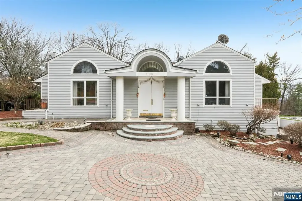 270 E Clinton Avenue Tenafly NJ 07670