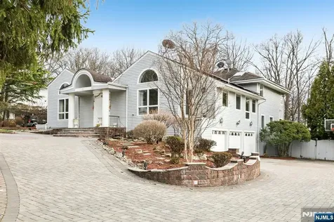 270 E Clinton Avenue Tenafly NJ 07670