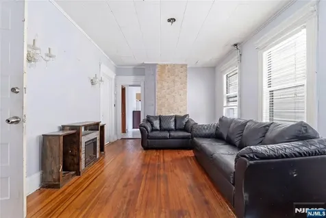 24 Elizabeth Street Paterson NJ 07503