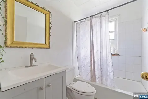 24 Elizabeth Street Paterson NJ 07503