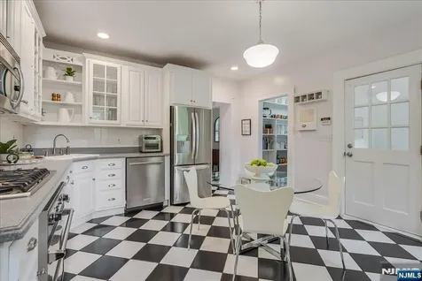 118 Fullerton Avenue Montclair NJ 07042