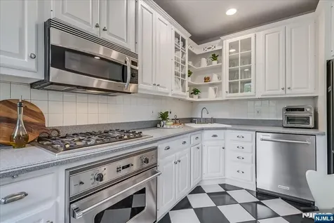 118 Fullerton Avenue Montclair NJ 07042