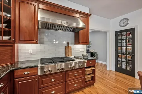 5 Sherwood Court Morris Township NJ 07869