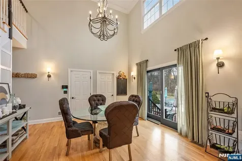 5 Sherwood Court Morris Township NJ 07869