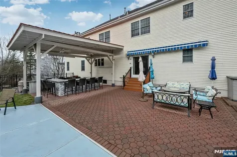 5 Sherwood Court Morris Township NJ 07869