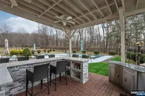 5 Sherwood Court Morris Township NJ 07869