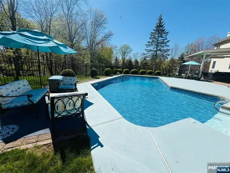 5 Sherwood Court Morris Township NJ 07869