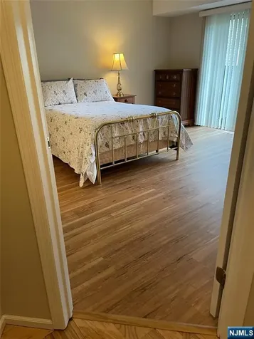 507 Windsor Drive Palisades Park NJ 07650