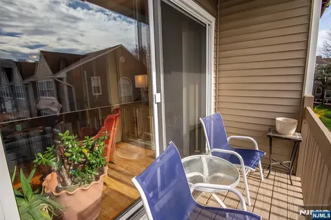 507 Windsor Drive Palisades Park NJ 07650