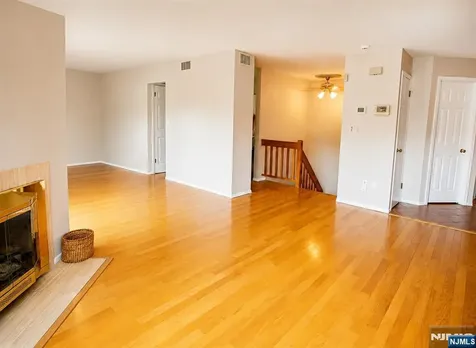 507 Windsor Drive Palisades Park NJ 07650