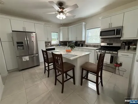17 Gillies Street Clifton NJ 07013