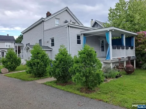 17 Gillies Street Clifton NJ 07013