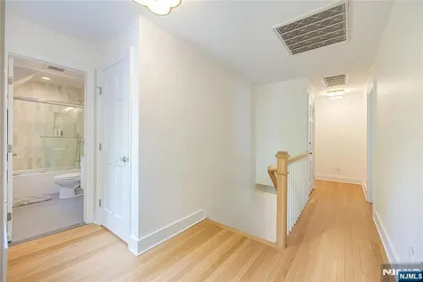 340 Broad Avenue Englewood NJ 07631
